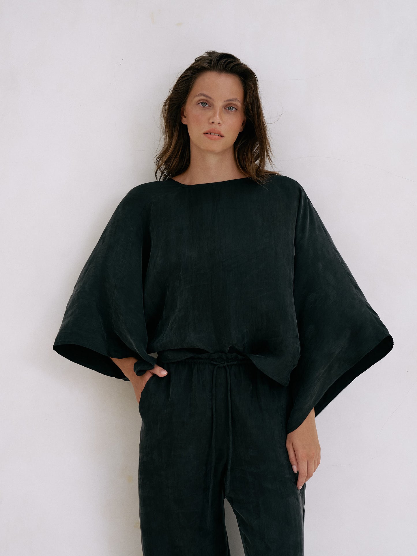 Lucid Knot Top - Black