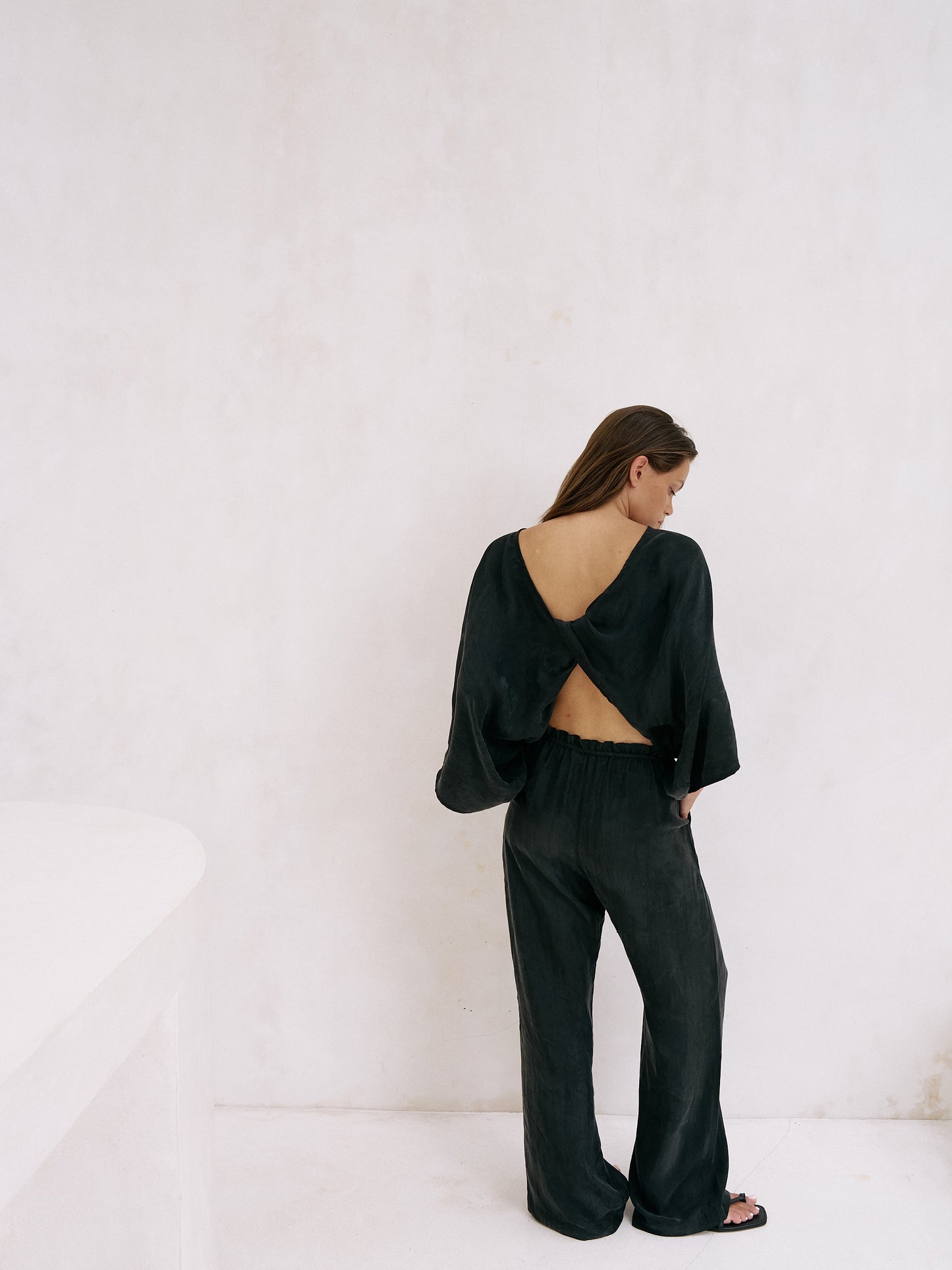 Lucid Knot Top - Black