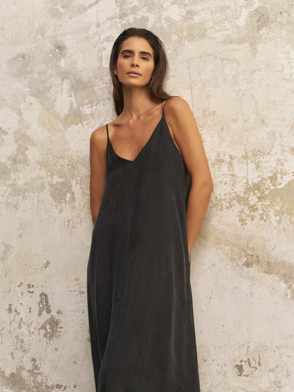 Lucid Flow Maxi Dress - Black